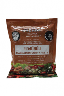 E500MA316 Mae Anong Massamun Curry Paste 20x16 oz