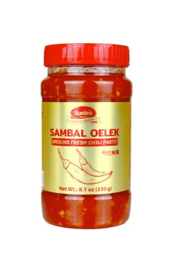 D671SL08 Sunlee Ground Fresh Chili Paste (Sambal Oelek) 24x8.8 oz (250 g)